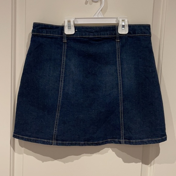 Skirt - Picture 3 of 3